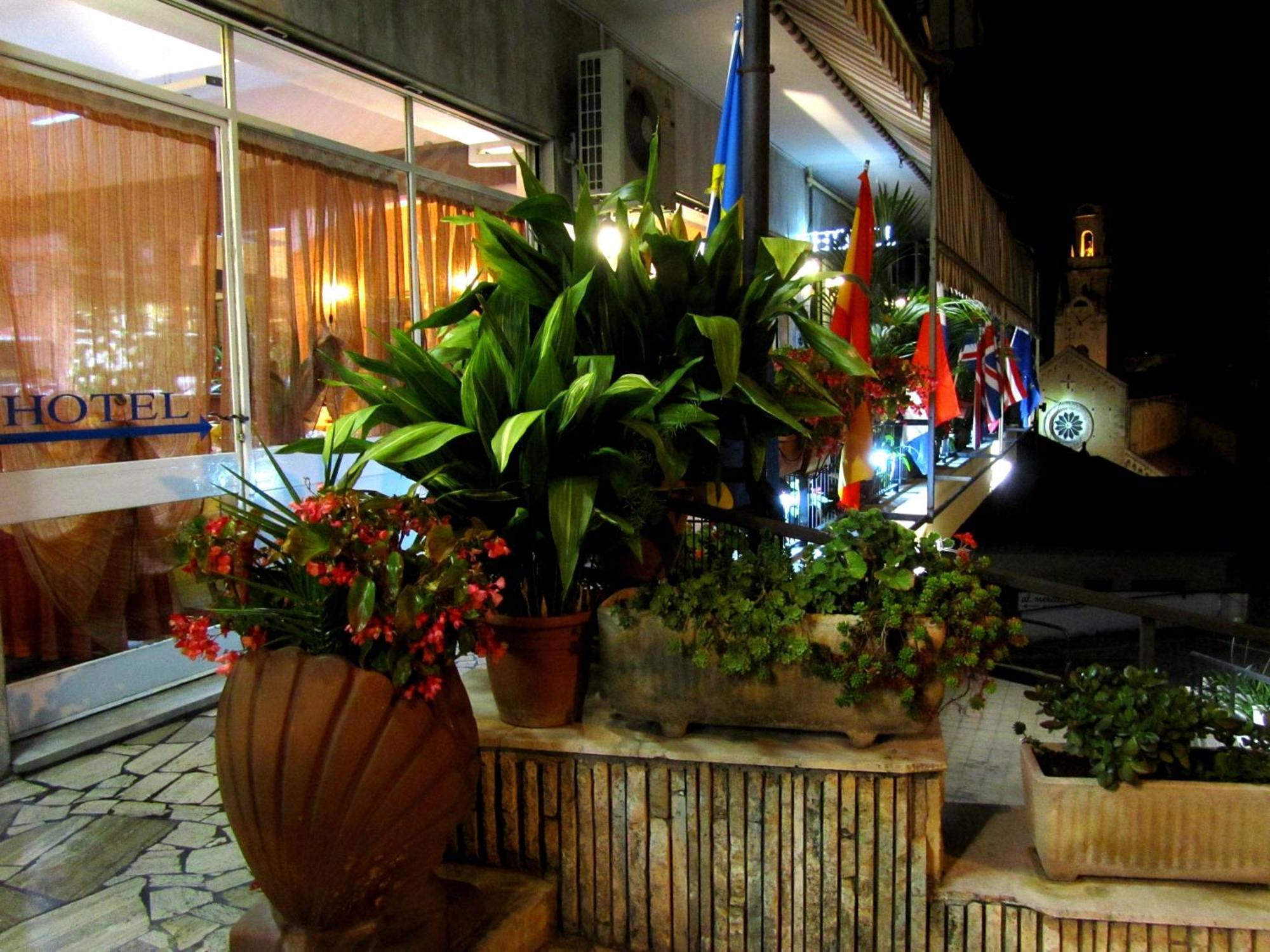 Hotel Riviera Sanremo Eksteriør bilde